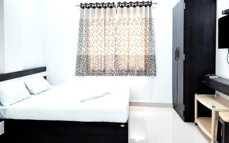 Hotel United House Shirdi Exterior foto